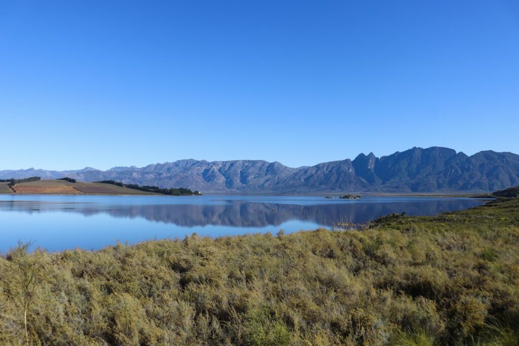 Reservoir and mountain landscape in the Western Cape