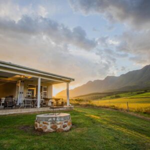 A house with a view of the mountains at Appelsbosch Guest Farm in Swellendam