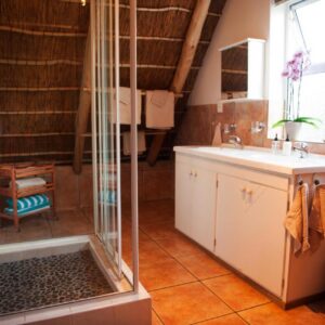 Easy Five Guest House: Gallery image of Easy Five Guest House in Somerset West