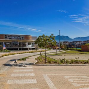 Fynbos Self-Catering Accommodation: an empty street in front of a building