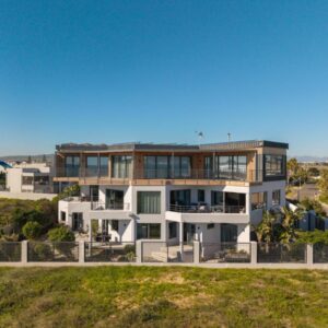 ocean12 Guesthouse Sunset Beach: an aerial view of a house