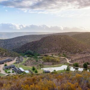 Rooiberg Lodge: an aerial view of a house in the mountains