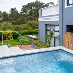 Silver Forest Boutique Hotel, Spa, Restaurant & Bar: a swimming pool in the backyard of a house
